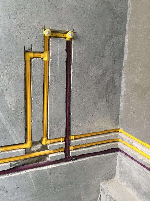 誰有回水管現(xiàn)場安裝圖？只需看這2個位置即可！