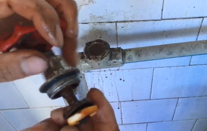 水管閥門拆卸步驟圖，老師傅全程圖解怎么換！