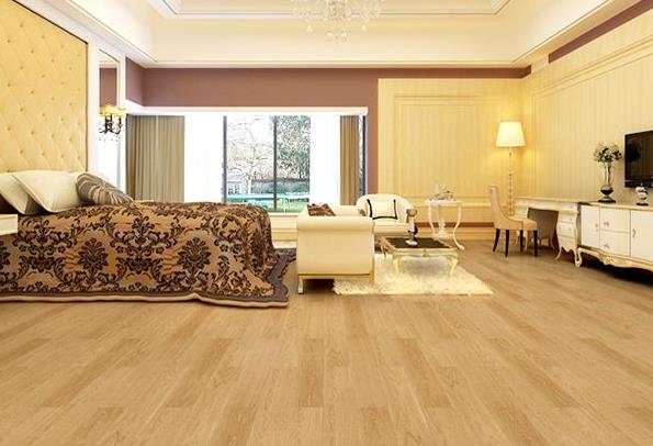 地暖是鋪地磚好還是木地板好？這位過來人說得很中肯！