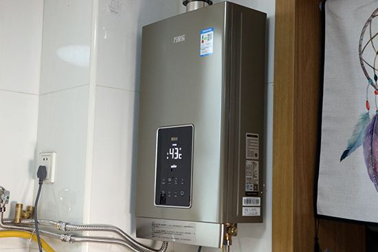 一個(gè)萬(wàn)家樂(lè)零冷水講解視頻，外加一篇千字評(píng)測(cè)問(wèn)，足夠了！