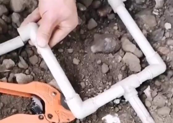 分享ppr管三通漏水怎么辦視頻，不單修好它還省料！