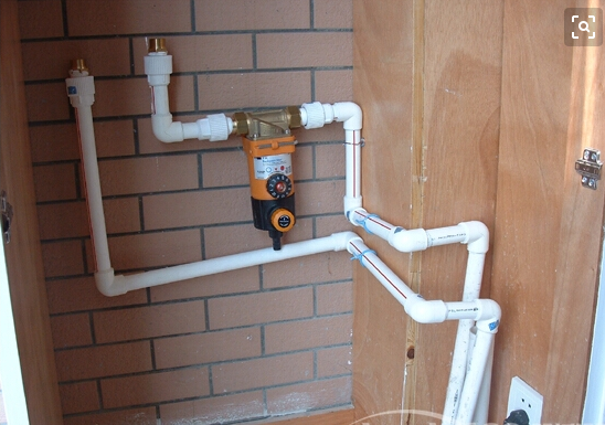 接管連接前置過濾器示意圖，一進(jìn)一出方便連接和過濾！