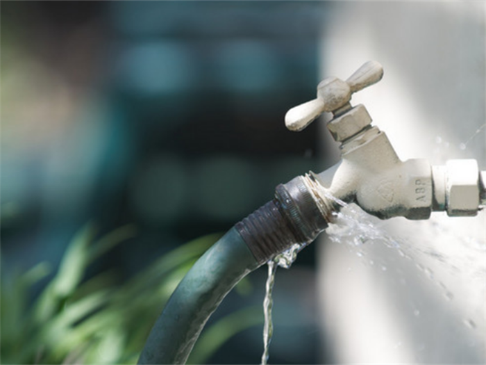 綠色水管是什么管？綠色水管和白色水管有哪些區(qū)別？