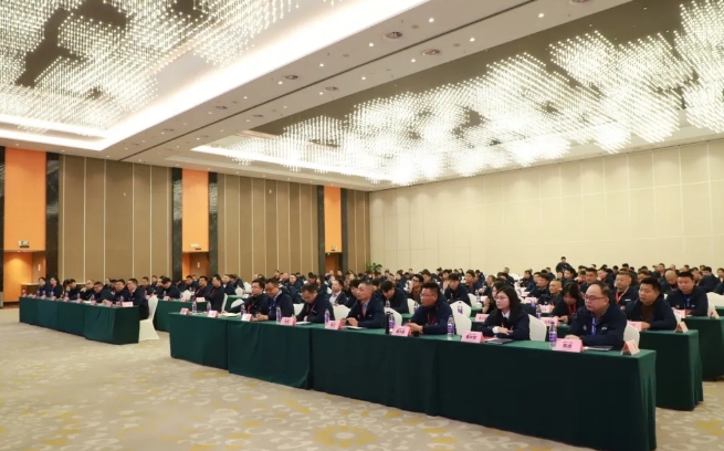 龍勝管全國(guó)經(jīng)銷商年會(huì)圓滿召開(kāi)，見(jiàn)相非相，即見(jiàn)如來(lái)！